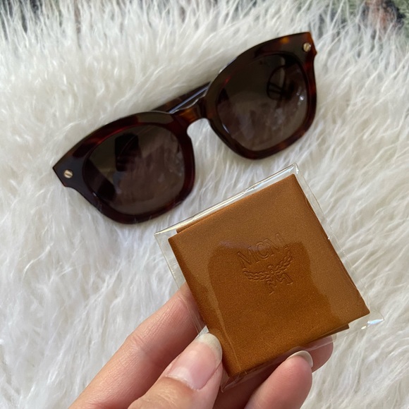 mcm square sunglasses acetate 52 mm tortoise square 100% UV protection unisex - Picture 5 of 16